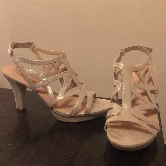 Naturalizer Shoes - Nude and Gold Heeled Sandal